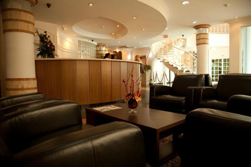 Hotel Florenca Luanda Ngoại thất bức ảnh