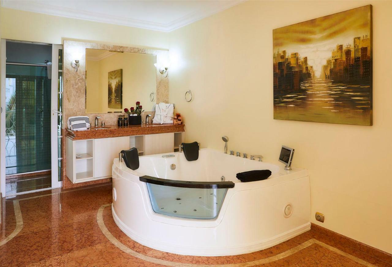 Hotel Florenca Luanda Ngoại thất bức ảnh